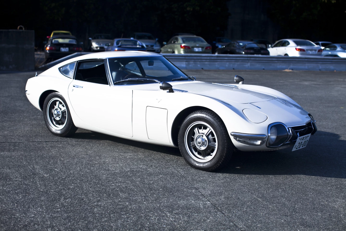 自動車 toyota2000gt Crazy Car Project converts iconic 2000GT into solar-electric